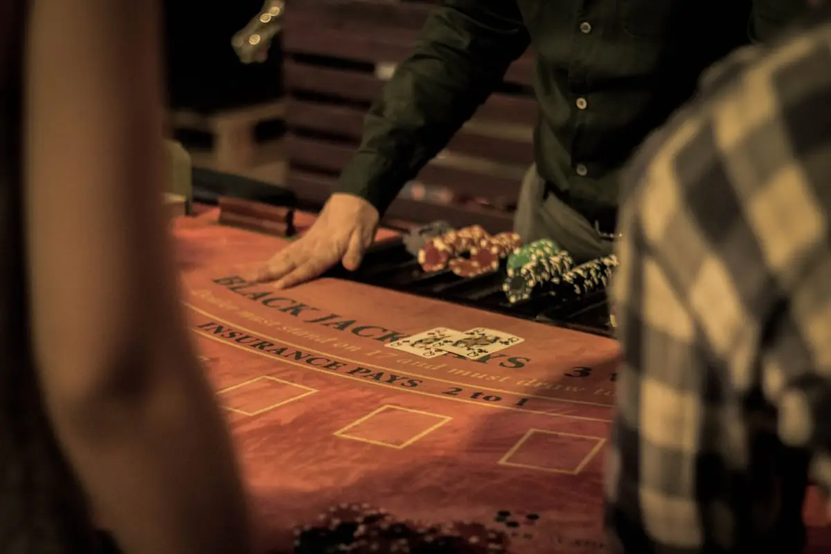 Table game with dealer and chips
