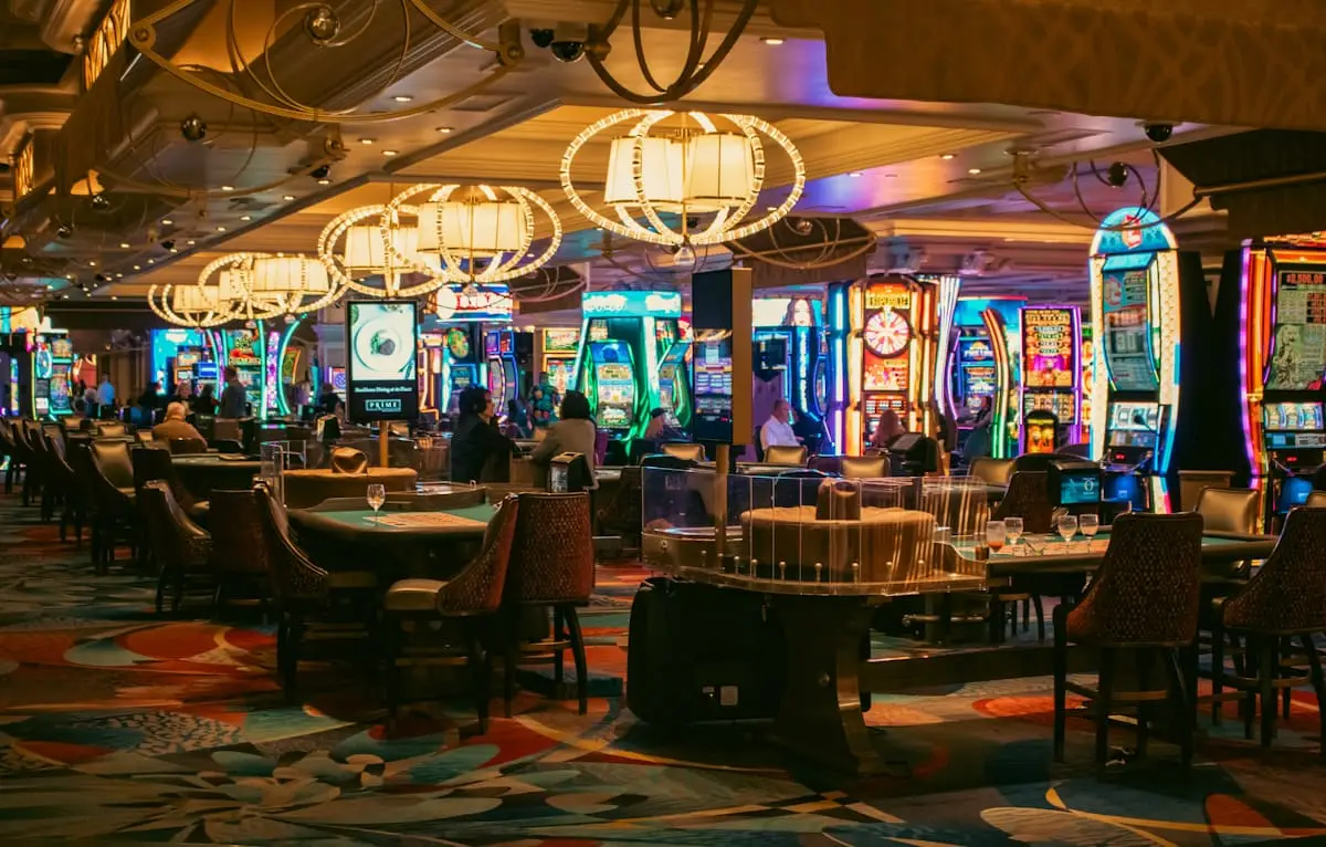 Bravellonnoblelodge gaming floor